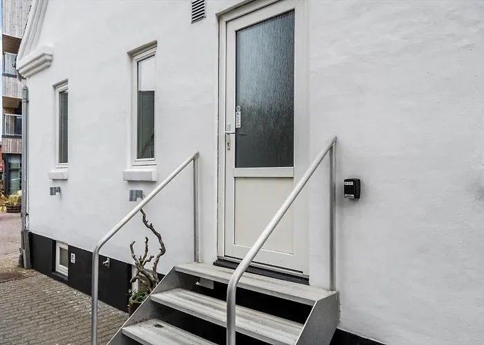 890-hvide-sande-bredgade-3-b-1 * Hvide Sande